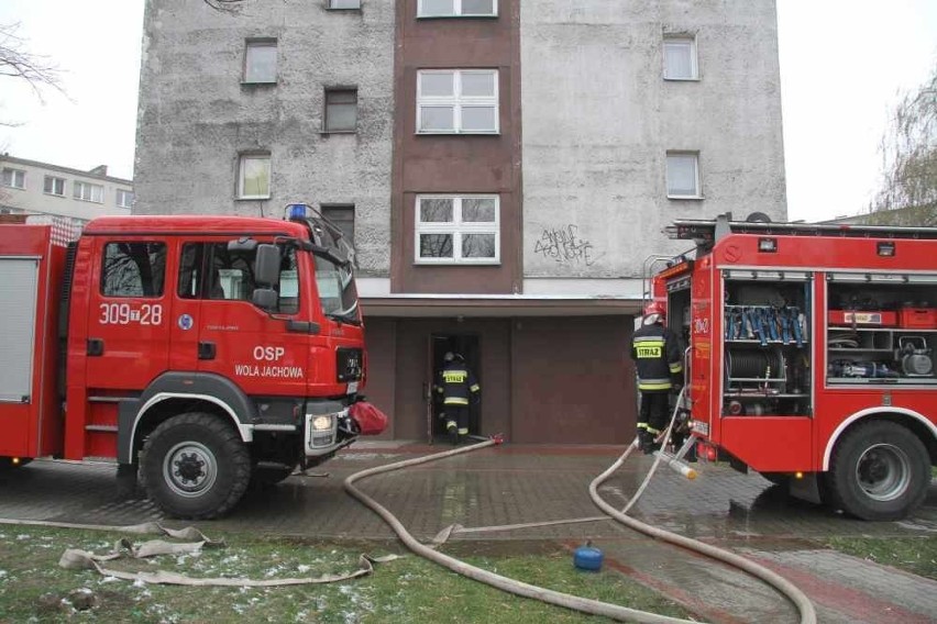 Pożar w wieżowcu w Kielcach