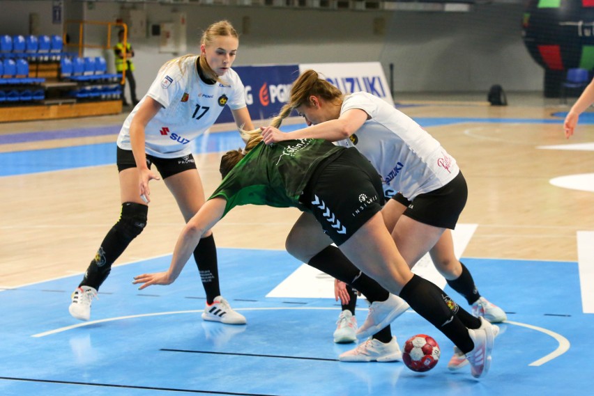 Strzelecki popis szczypiornistek MKS FunFloor Perła Lublin w zwycięskim meczu z Koroną Handball Kielce (ZDJĘCIA)