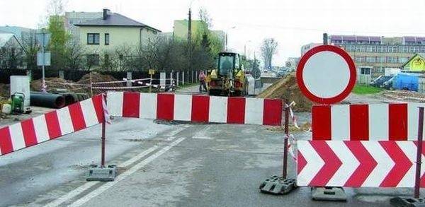 Tak wczoraj wyglądało skrzyżowanie ulic Reja i Daszyńskiego. Wielu kierowców nie wiedziało o zakazach wjazdu.