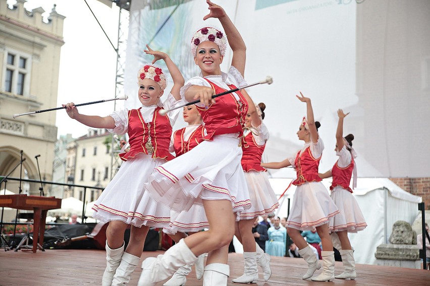 Pokazy i smakołyki od "Bratanków" czyli węgierski dzień na targach ludowych