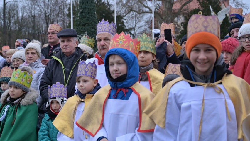 Orszak Trzech Króli przeszedł ulicami Żagania.