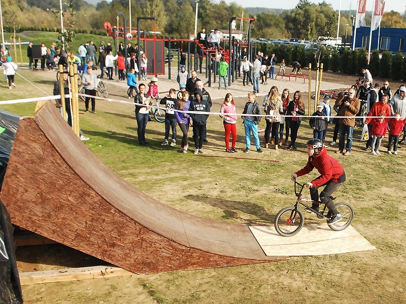 Otworzyli pumptrack w Nowym Sączu [ZDJĘCIA, WIDEO]