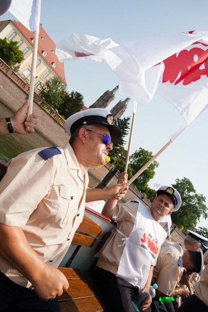 Protest na Odrze: Pracownicy RZGW chcą 800 zł podwyżki (ZDJĘCIA)