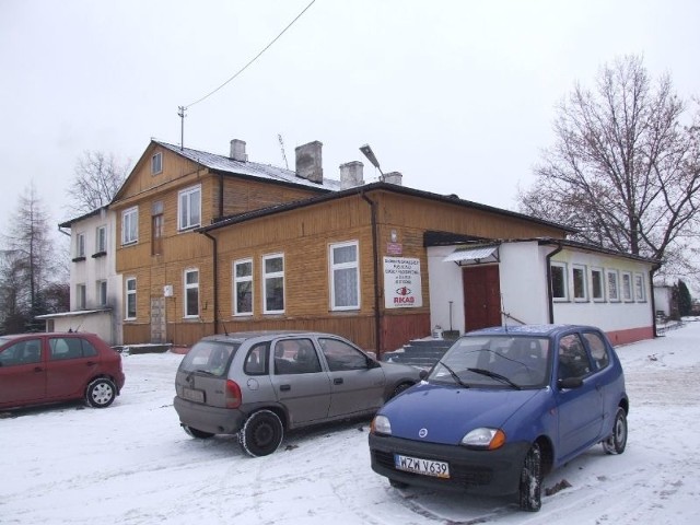 W Zalesiu szkoła istnieje od 1935 roku. Rodzice uczniów często dofinansowują remonty w budynku.