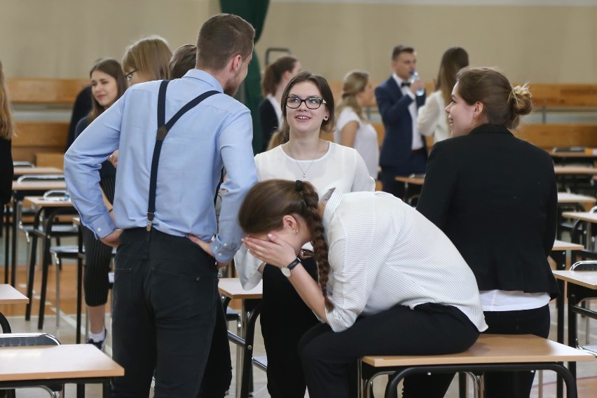 Matura 2018 polski ROZSZERZONY. ROZWIĄZANE ARKUSZE CKE - klucz odpowiedzi do matury 2018: polski POZIOM ROZSZERZONY