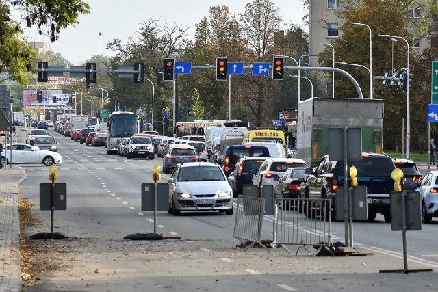 Korek na ul. Niemodlińskiej w Opolu.