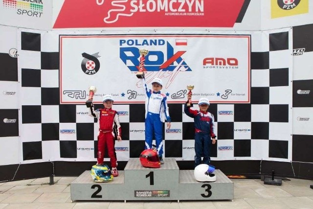 Po odwołaniu w kwietniu i maju dwóch rund w Toruniu zawodnicy startujący w serii Rok Cup Poland dopiero na Autodromie Słomczyn rywalizowali o pierwsze punkty w tegorocznym sezonie.Fot. Joanna Lenart