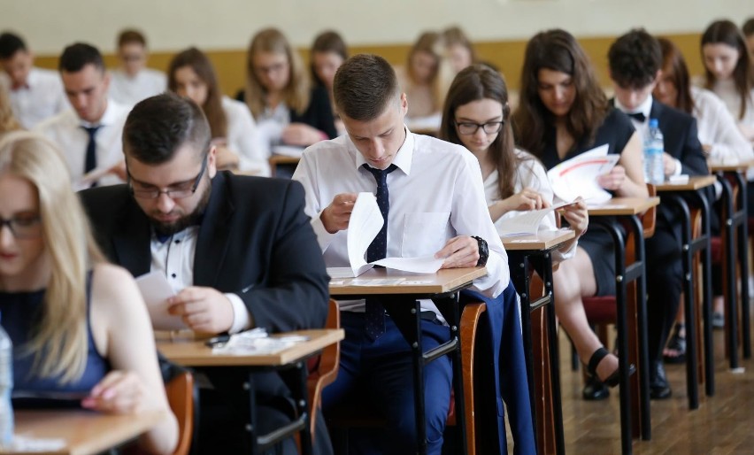 Zgodnie z planem matury powinny się zacząć 6 maja. Wcześniej...