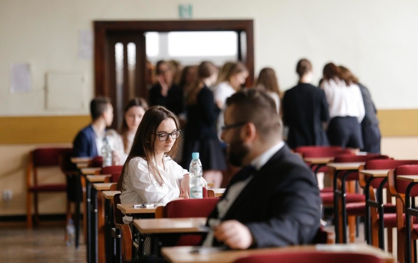 Zgodnie z planem matury powinny się zacząć 6 maja. Wcześniej...