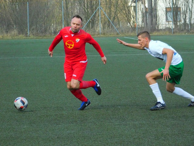 W meczu 4. rundy rozgrywek o Puchar Polski na szczeblu okręgu, występujący w klasie okręgowej Olimp Złocieniec uległ na swoim boisku trzecioligowej Gwardii Koszalin 0:1 (0:0). Tuż przed końcowym gwizdkiem jedyną bramkę w tym spotkaniu strzelił Adrian Cybula.