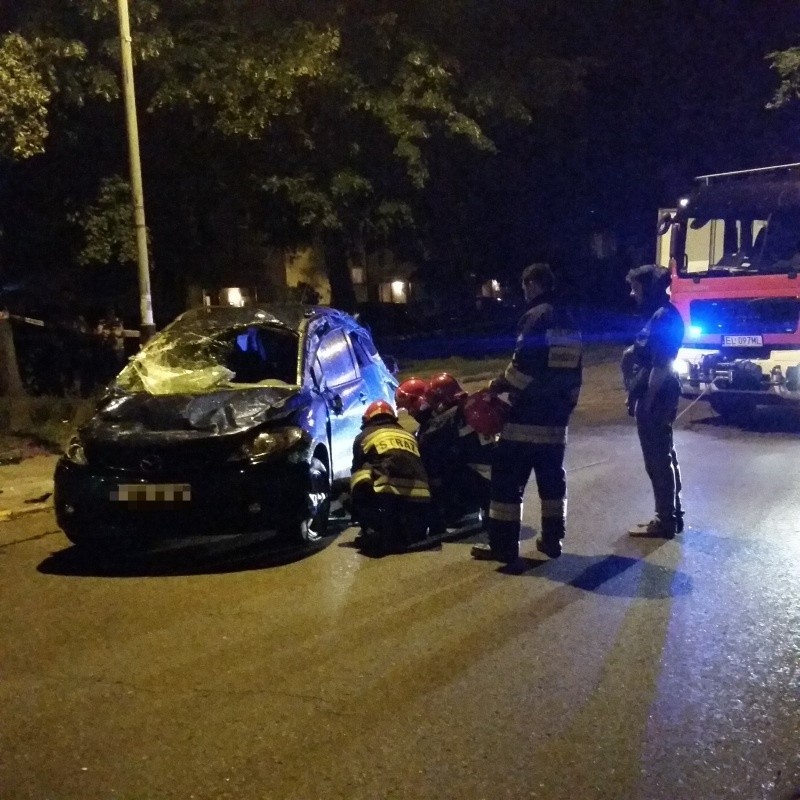 Wypadek na ul. Łazowskiego. Dachował samochód, jedna osoba ranna!
