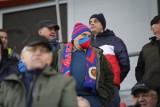 Piast Gliwice - Raków Częstochowa. Kibice mistrza Polski mobilizują się na derby województwa. Do Bełchatowa jadą też fani beniaminka