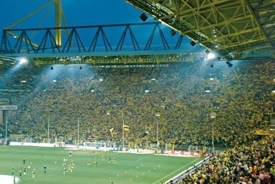 Borussia Dortmund ma największą w Europie trybunę z miejscami stojącymi Fot. Paweł Piwowarczyk