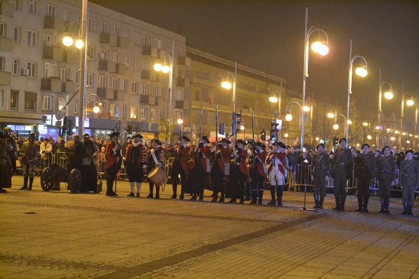 Święto Niepodległości w Częstochowie. Główne uroczystości na Placu Biegańskiego [ZDJĘCIA]