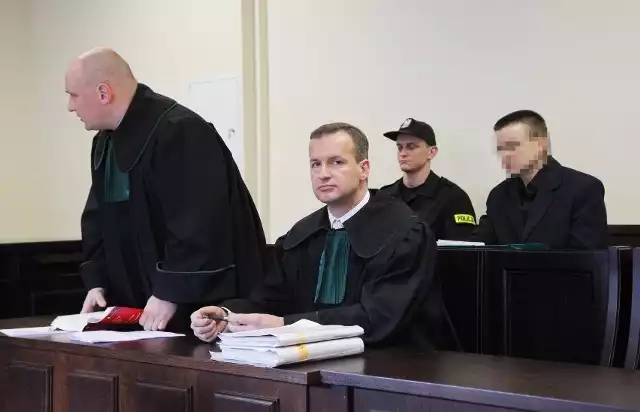 7 lutego 2013 roku sąd wydał nieprawomocny wyrok skazując mężczyznę na dożywocie i pozbawiając go praw publicznych na 10 lat. Ponadto oskarżony został zobowiązany do zapłaty zadośćuczynienia córce i synowi (po 125 tys. zł) oraz matce Danuty (40 tys. zł).