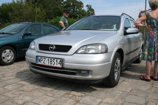 Opel Astra, 2003 r., 1,6 + gaz, ABS, elektryczne szyby i...
