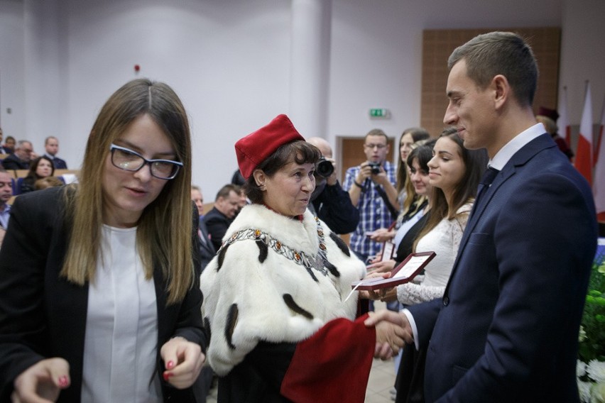 Tarnów. Inauguracja roku akademickiego w PWSZ