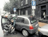 Pokaż, że nie oszukujesz, inwalido! Karty parkingowe do sprawdzenia