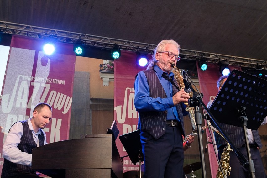 Na tarnowskim Rynku ponownie wybrzmiał jazz [ZDJĘCIA]