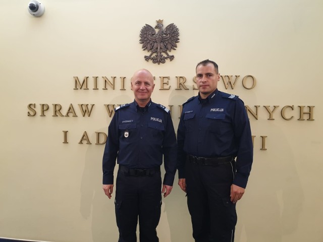 Andrzej Wölk (z prawej) z Jarosławem Szymczykiem, komendantem głównym policji