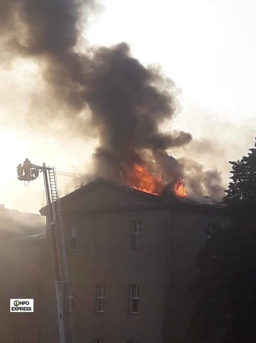 Straty po pożarze szkoły w Lublińcu są bardzo wysokie