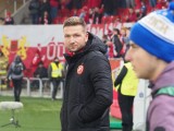 Trener piłkarzy Widzewa Daniel Myśliwiec: Cieszę się, że nasze decyzje się obroniły i zdobyliśmy trzy punkty ZOBACZ WIDEO