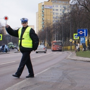 Na prawie dwa tysiące skontrolowanych kierowców 17 było...