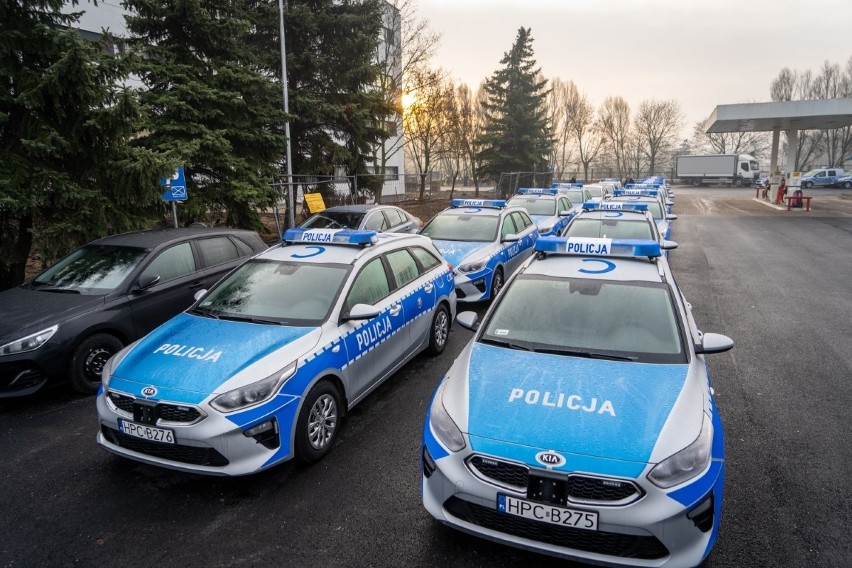 Do kujawsko-pomorskiej komendy policji przyjechały już nowe...