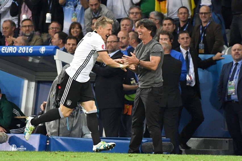 Wybicia Boatenga, radość Schweinsteigera i wąsy, czyli mecz Niemcy - Ukraina na zdjęciach