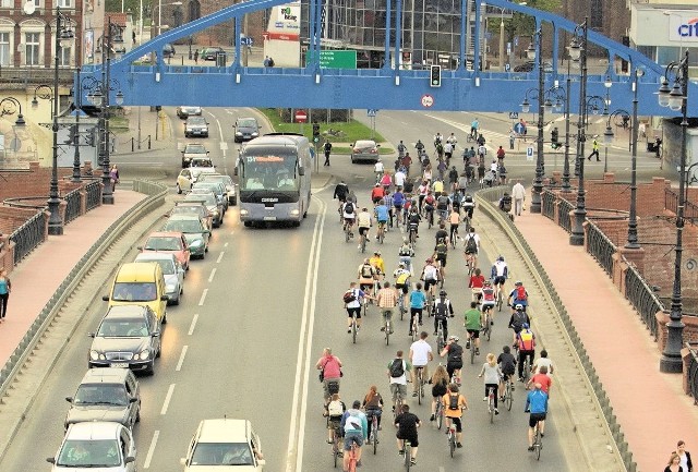 W gorzowskich masach krytycznych bierze udział coraz więcej rowerzystów, którzy chcą zaznaczyć swoją obecność na drogach.