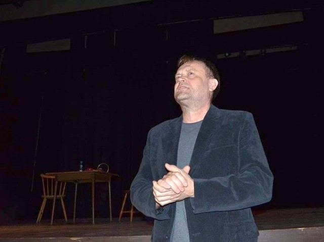 Wojciech Ziółkowski zaprasza na dzisiejszą komedię.