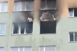 Pożar w 11-piętrowym wieżowcu we Włocławku. Dwie osoby nie żyją [zdjęcia, wideo]