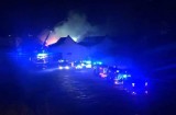 Pożar w Gliwicach. Spłonęła ogromna hala fabryki wagonów. Słup ognia widoczny był z wielu kilometrów