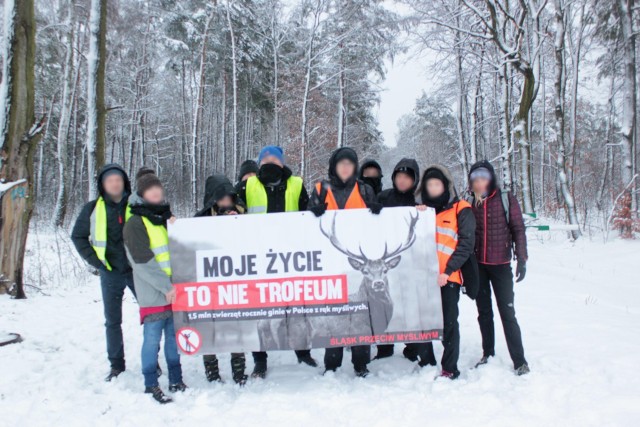 Aktywiści zablokowali polowanie na granicy Bytomia i Tarnowskich Gór.