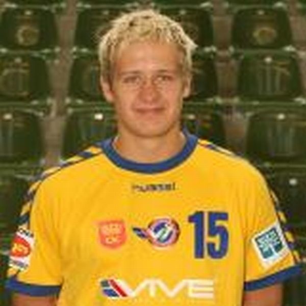 Mateusz Jachlewski jest lewoskrzydłowym reprezentacji Polski i Vive Kielce.