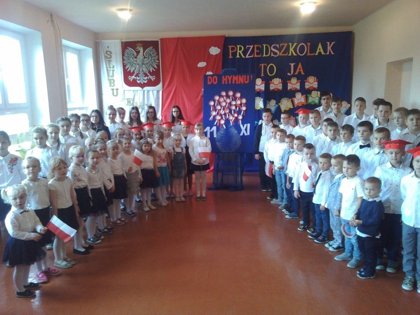Zespół Placówek Oświatowych w Korytnicy przyłączył się do akcji "Szkoła do hymnu"