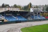 Modernizacja stadionu przy ul. Legionów w Krośnie. Stara trybuna do rozbiórki. Będzie nowa [ZDJĘCIA]