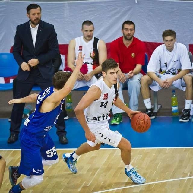 Koszykarze Astorii wysoko przegrali w Sosnowcu