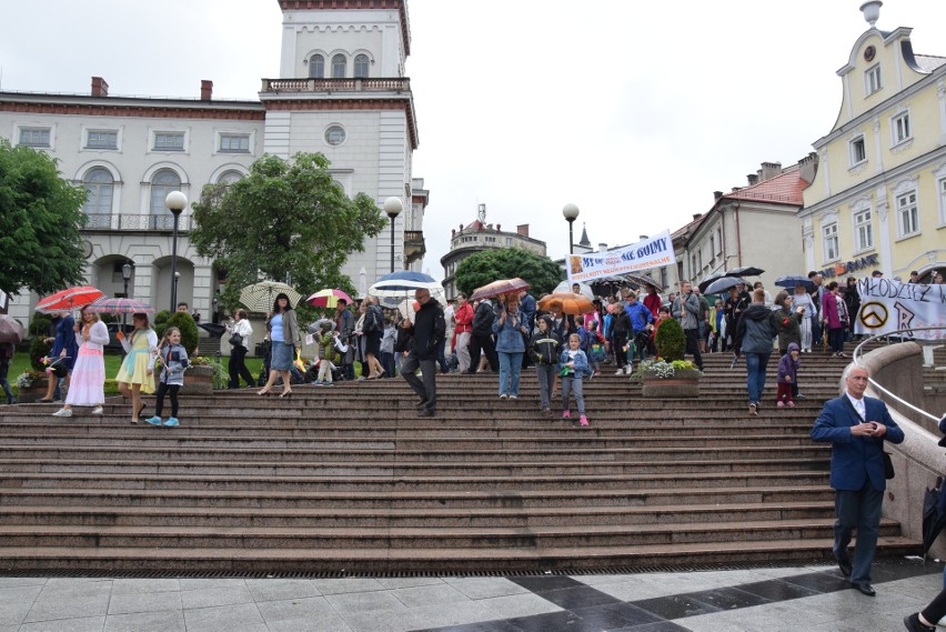 Marsz dla Życia i Rodziny przeszedł ulicami Bielska-Białej ZDJĘCIA