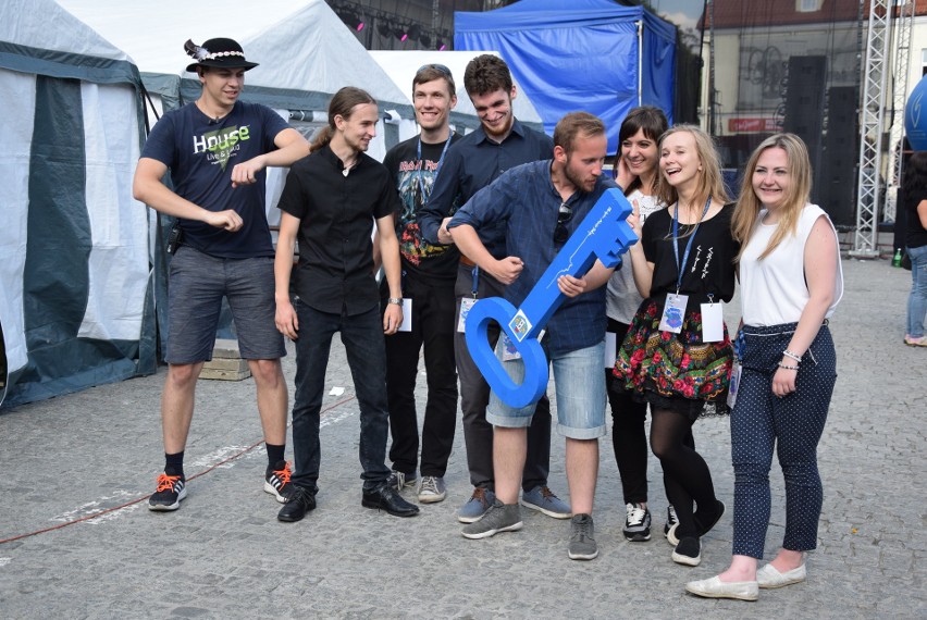 Juwenalia Oświęcimskie 2018. W mieście rządzą studenci Państwowej Wyższej Szkoły Zawodowej  [ZDJĘCIA]