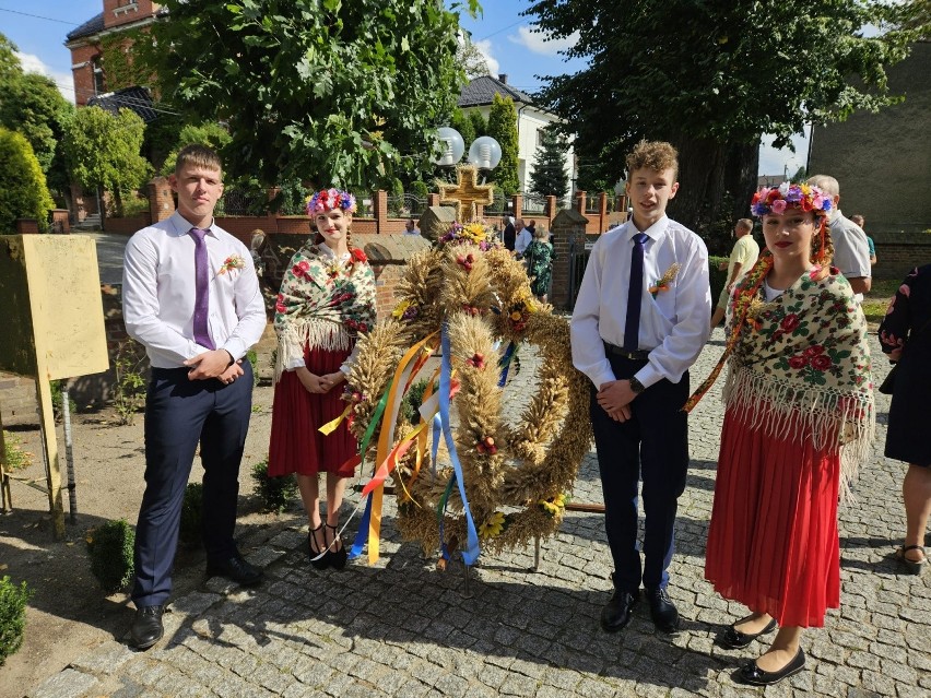 Tegoroczne dożynki w Raciborzu-Markowicach rozpoczęły się...