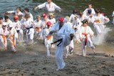 Blisko osiemdziesięciu młodych karateków OKKK trenuje w Pieckach (zdjęcia, wideo)