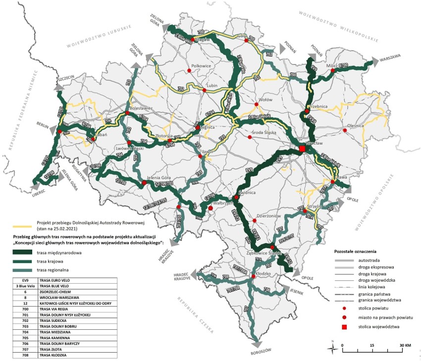 Cyklostrada stanowi rozwinięcie realizowanej Dolnośląskiej...