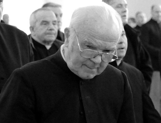 Ksiądz Henryk Żuchowski ostatnie lata życia spędził w Domu Księży Emerytów w Radomiu.