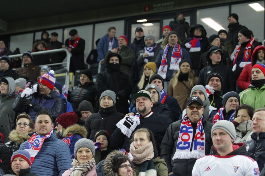 Górnik Zabrze - Wisła Kraków: mimo zimna, na trybunach był...