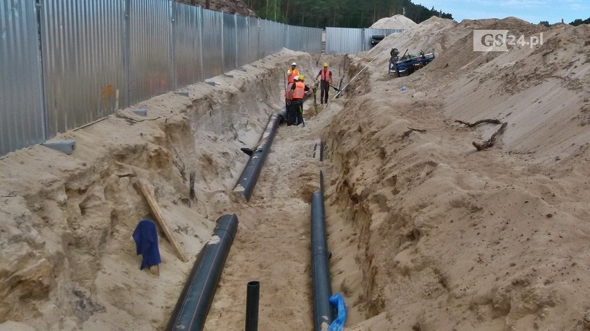 Wszyscy czekają teraz na maszynę, która ma drążyć tunel pod Świną