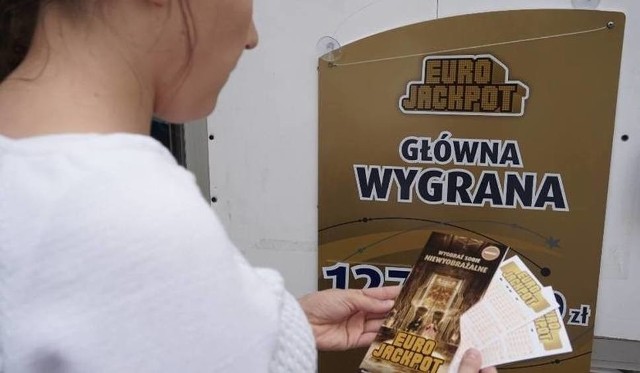 EUROJACKPOT: 19.10.2018 Wyniki losowania. Za tydzień do wygrania będzie 390 milionów złotych