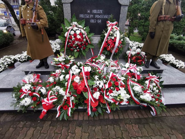 W Zambrowie uczczono 104. rocznicę odzyskania przez Polskę niepodległości.
