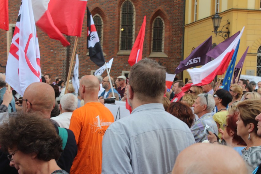 Protest "Nie damy zawłaszczyć Polski"