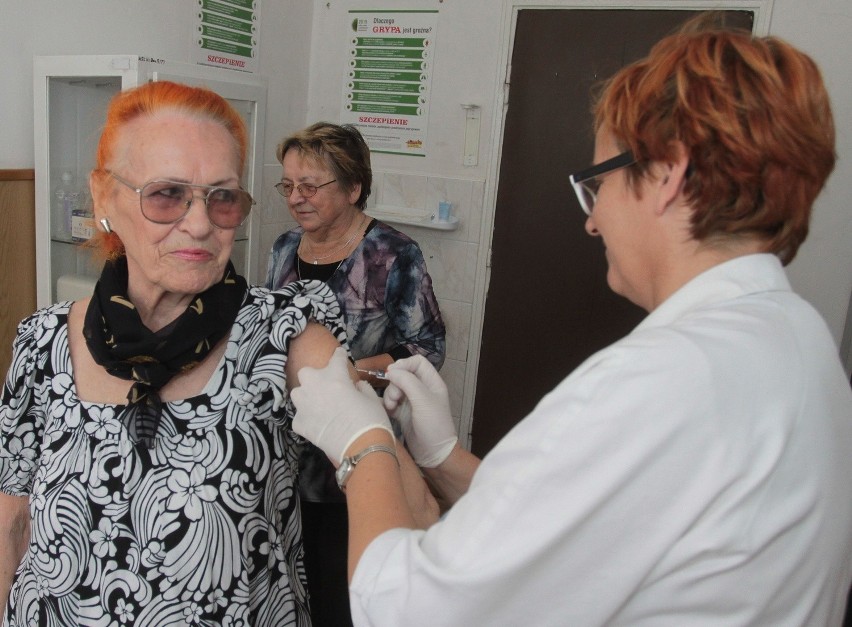 Szczepienia seniorów przeciwko grypie w Radomiu